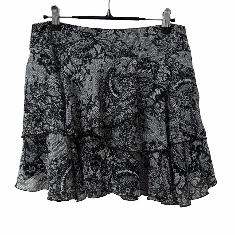 BCBGeneration Floral Ruffled Micro Mini Short Skirt Size 8 Black Whimsigoth Y2K